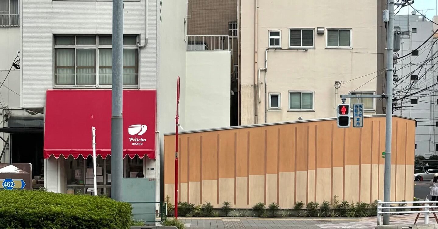 ペリカン倉庫棟